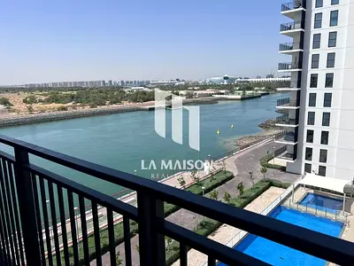 مفروش بالكامل | إطلالة كاملة على القناة | 12 دفعة