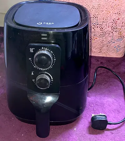 Mechanical Air Fryer 3.4L – Black, Good Working Condition