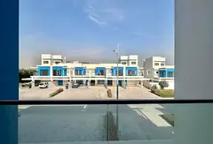 HUGE PLOT | VACANT | PRIME LOCATION