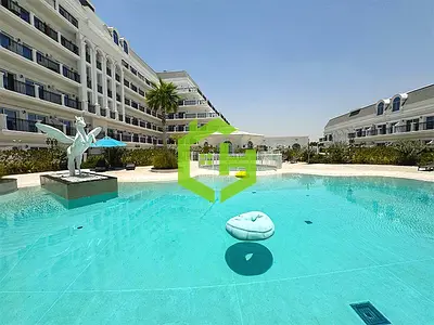 Wellness Living | Chiller Fee | Roman Architecture