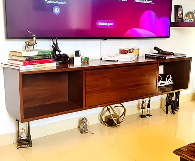 Tv console
