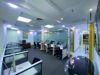 Bright Office Space | Window Unit | Business Center