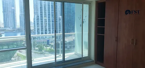 Studio for Rent | Lake View | 4 Cheques