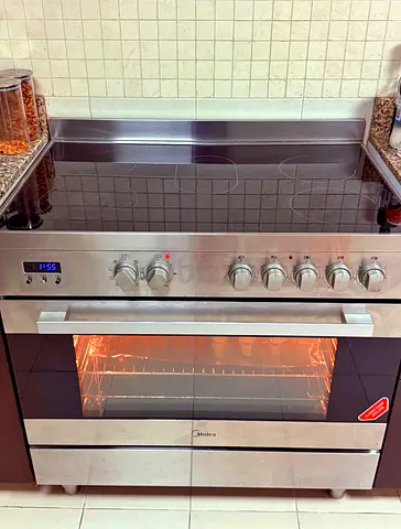 Midea 90x60cm Freestanding Ceramic Cooker | 109L Multifunction Oven | 5 Zones Full Electric Cooking