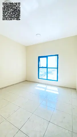 شقة واسعة مكونة من غرفتي نوم وصالة (2 BHK) تضم 4 حمامات، متاحة للإيجار في برج الخور، عجمان. للتواصل والاستفسار أو لترتيب موعد للمعاينة.