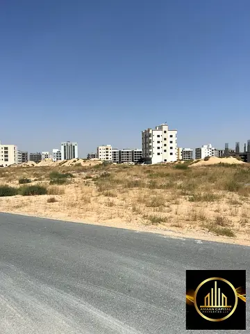 ارض سكني تجاري تطوير للبيع بالعالية عجمان