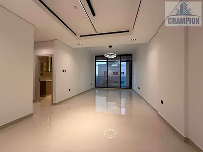 Brand new building 3bhk+maidroom : rent 120K : 1 covered parking