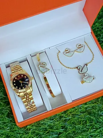 Lustre  Time Women Watch