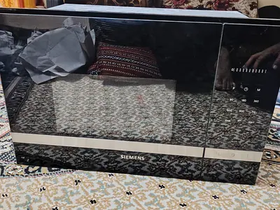 Semein Microwave oven