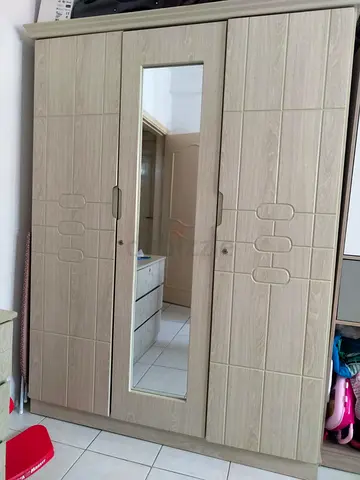 3-door Wooden Wardrobe with Central Mirror - Light Oak Finish