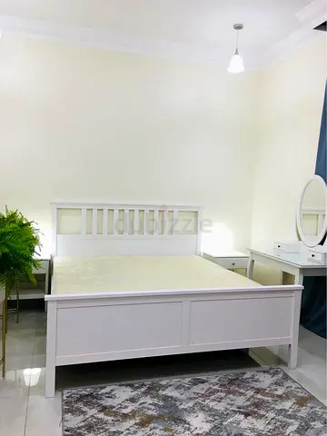 IKEA White HEMNES King Bed with IKEA Mattress 180 x 200 cm