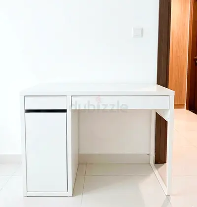 Ikea -micke desk