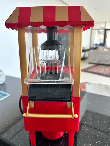 Red Retro Popcorn Maker - Small Kitchen Appliance, perfect Condition.