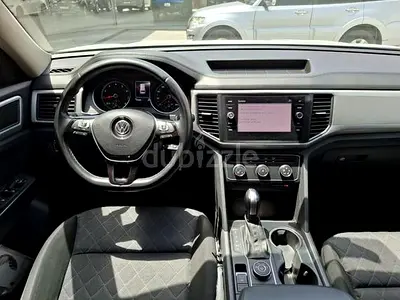 2018 Volkswagen TERAMONT photo 10