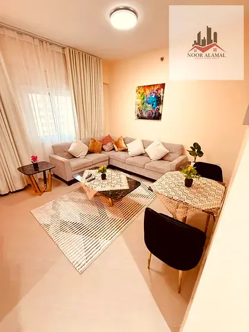 الشارقه القاسمية شقه غرفه وصاله ومطبخ وحمامين