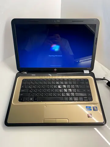 HP Pavilion g6 Laptop - Core i3 (Must Stay Plugged In)
