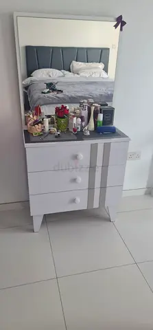 makeup table, dresser, vanity set 3 units