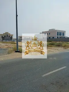 For sale in Sharjah Al-Hoshi area Residential investment plot of land, 20,000 square feet, old offer