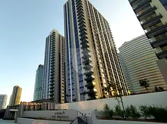 Spacious studio with balcony - full Seaview