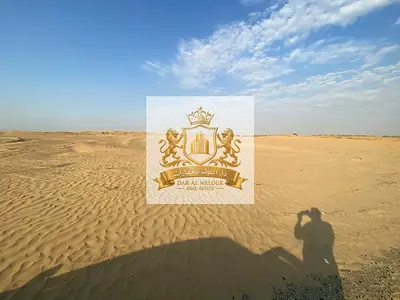 للبيع في الشارقه منطقه المطرق قطعه ارض سكني استثماري مساحه ٣٦٠٨ قدم. زاويه علي شارعين
