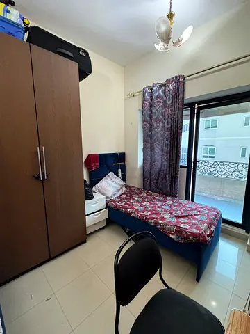Super executive bed space