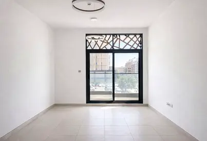 CLOSED KITCHEN | SPACIOUS | PRIME LOCATION