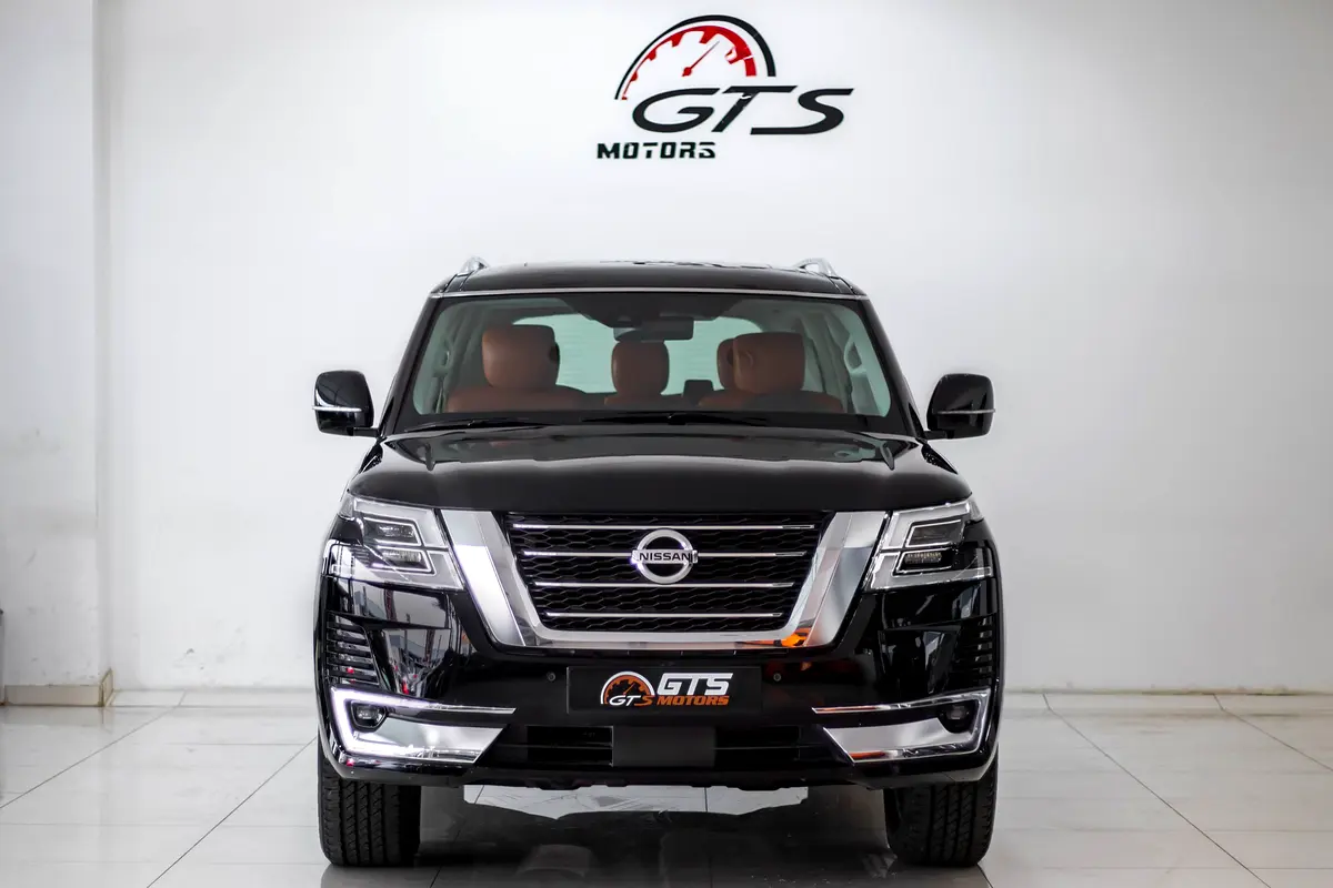 Nissan Patrol 2021 — photo 1 of 17