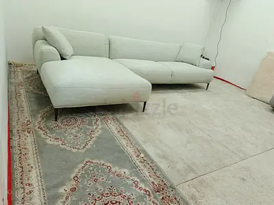 Perfect condition loom collection Amelia gray lshape sofa