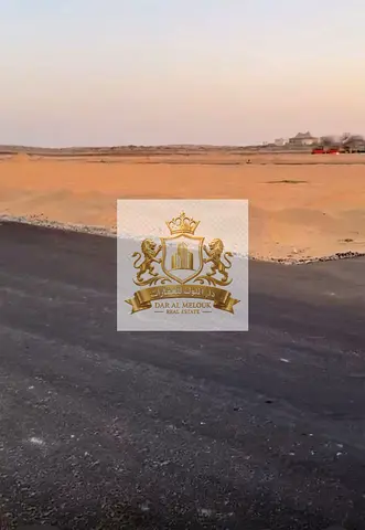 For sale in Sharjah Al Baleeda area Residential land, 2,422 square feet