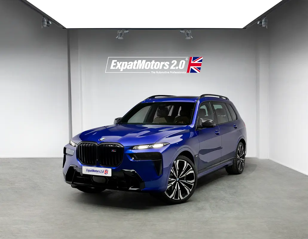 BMW X7 2025 — photo 1 of 19