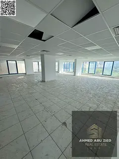 Office for annual rent in Sharjah, Al Majaz 2, next to Al Majaz Park - 2000 sq ft - garden view - ki