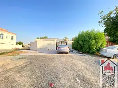 Small villa for rent in Ajman, Al Muwaihat 2 area, corner plot on two streets, consisting of 3 bedro