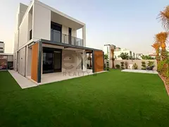 Landscaped | Big Plot | Best Layout
