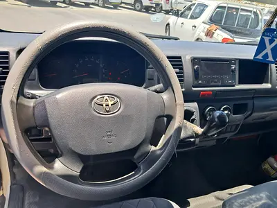 2017 Toyota HIACE 照片 3