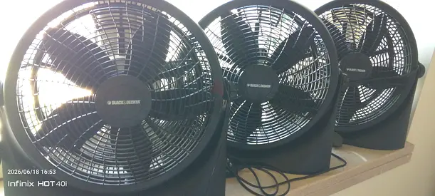 Set of 3 Black+Decker Table Fans - Good Working Condition For sure buyer negotiate the price