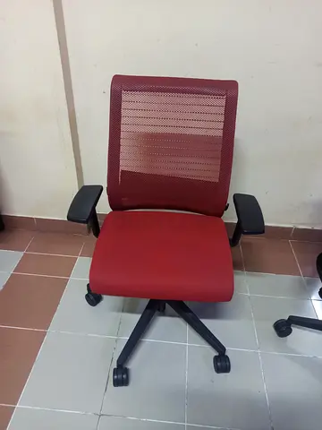 Brand SteelCase Think Version V1 Chair Fully Adjustable