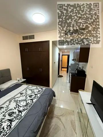Chic Studio in Prime Location Modern Ready to Move In