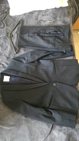 Sandro Black Suit Jacket and Trousers - Great Condition, size 36 FR