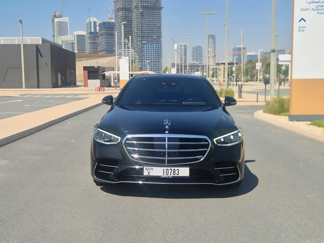 Mercedes-Benz S-Class 2022 — photo 1 of 9
