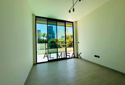 Big Balcony | Spacious Layout | Negotiable