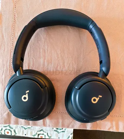 Soundcore Q30
