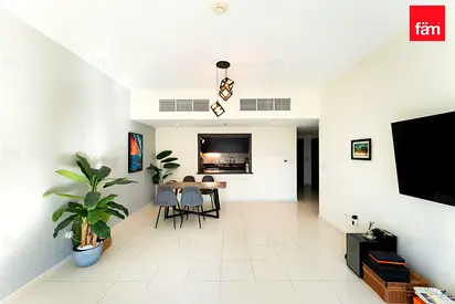 Vacant | Huge 1 Bed | 1099 SQFT | Full Canal View