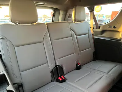 2023 Chevrolet SUBURBAN 照片 12