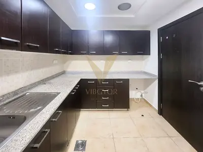 UPGRADED 1BR-CLOSED KITCHEN-SEMI-FURNISHED-VACANT