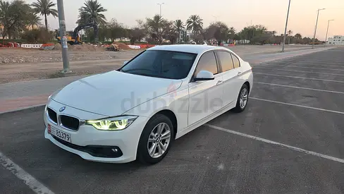 BMW 3 Series 318i 2018 GCC Specs