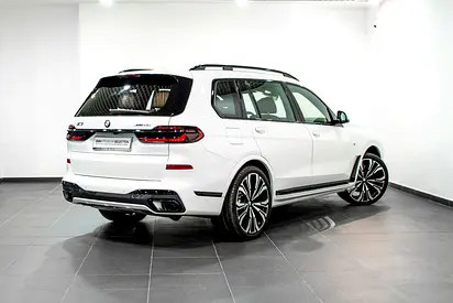 2026 BMW X7 — миниатюра 6