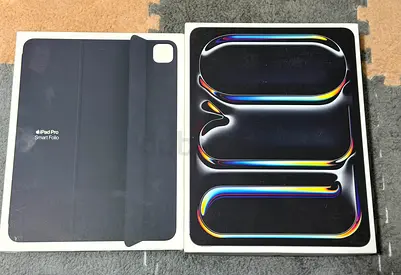 IPad Pro 13 Inch 512GB M5 Space Black Wi-Fi With IPad Smart Folio TDRA AppleCare+
