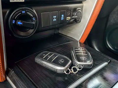 صورة 17 لـ 2017 Toyota FORTUNER