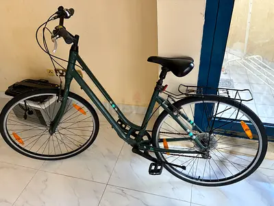 City/Commuter Bike — Step-Through Frame, Good Condition