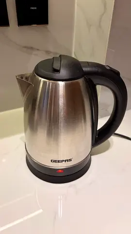 Geepas Stainless Steel Electric Kettle - 1.7L, Good Working Condition
